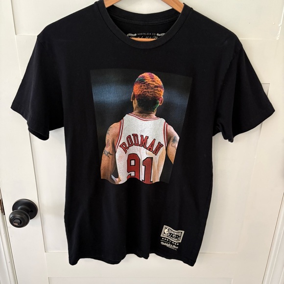 Mitchell & Ness Other - Mitchell & Ness Dennis Rodman Tee. Size Medium.
